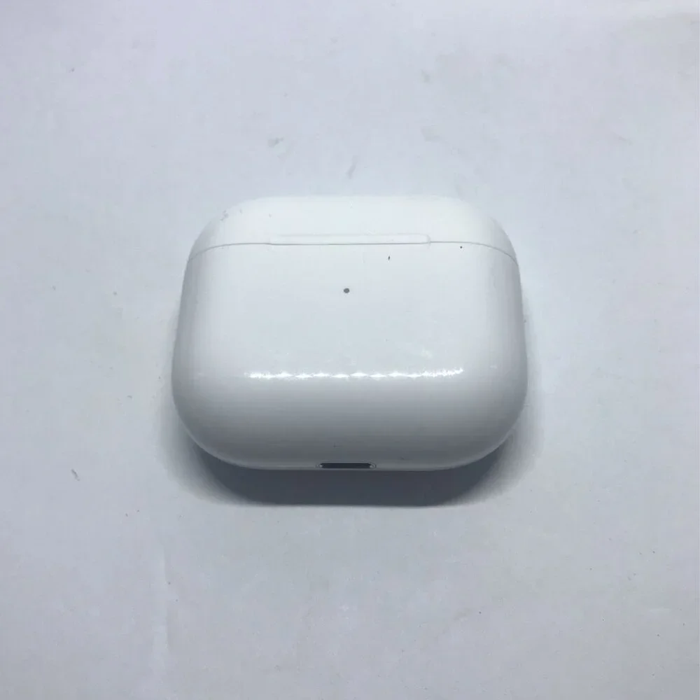 Apple AirPods 3rd Generation With Wireless Charging Case ‎MME73AM/A